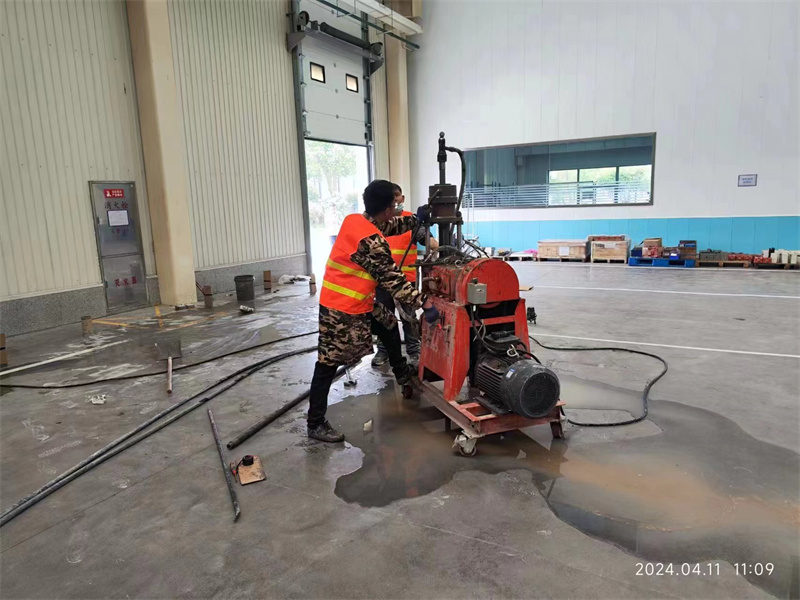 交口厂房地面下沉塌陷注浆加固施工